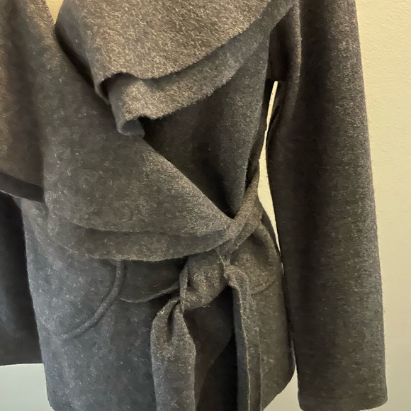 Katherine Barclay Charcoal Gray Cardigan - Picture 2 of 4